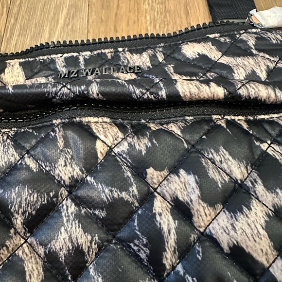 MZ Wallace Metro Flat crossbody - Picture 3 of 7